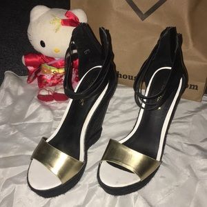 Ladies wedges
